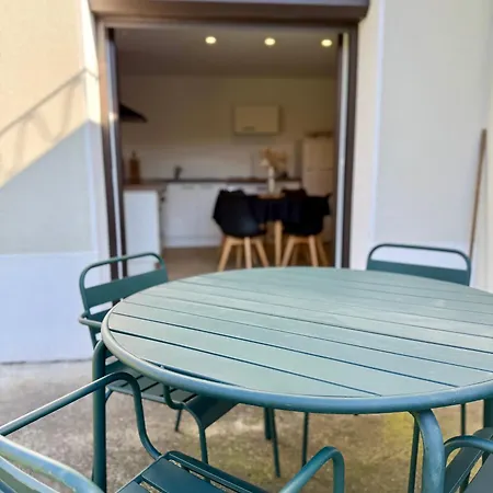 Rez De Jardin Au Coeur Des Pyrenees